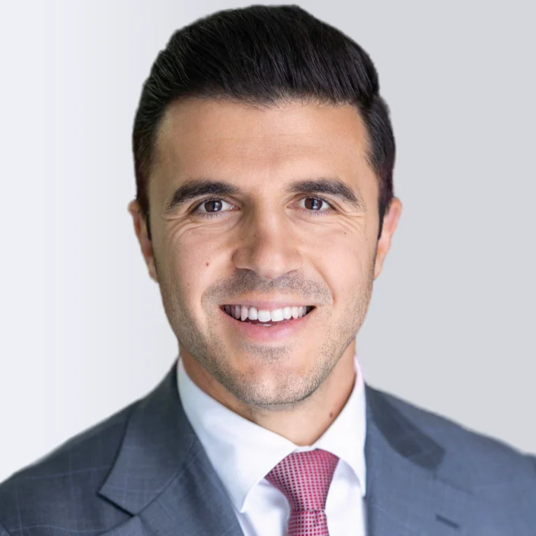 George Thomakos